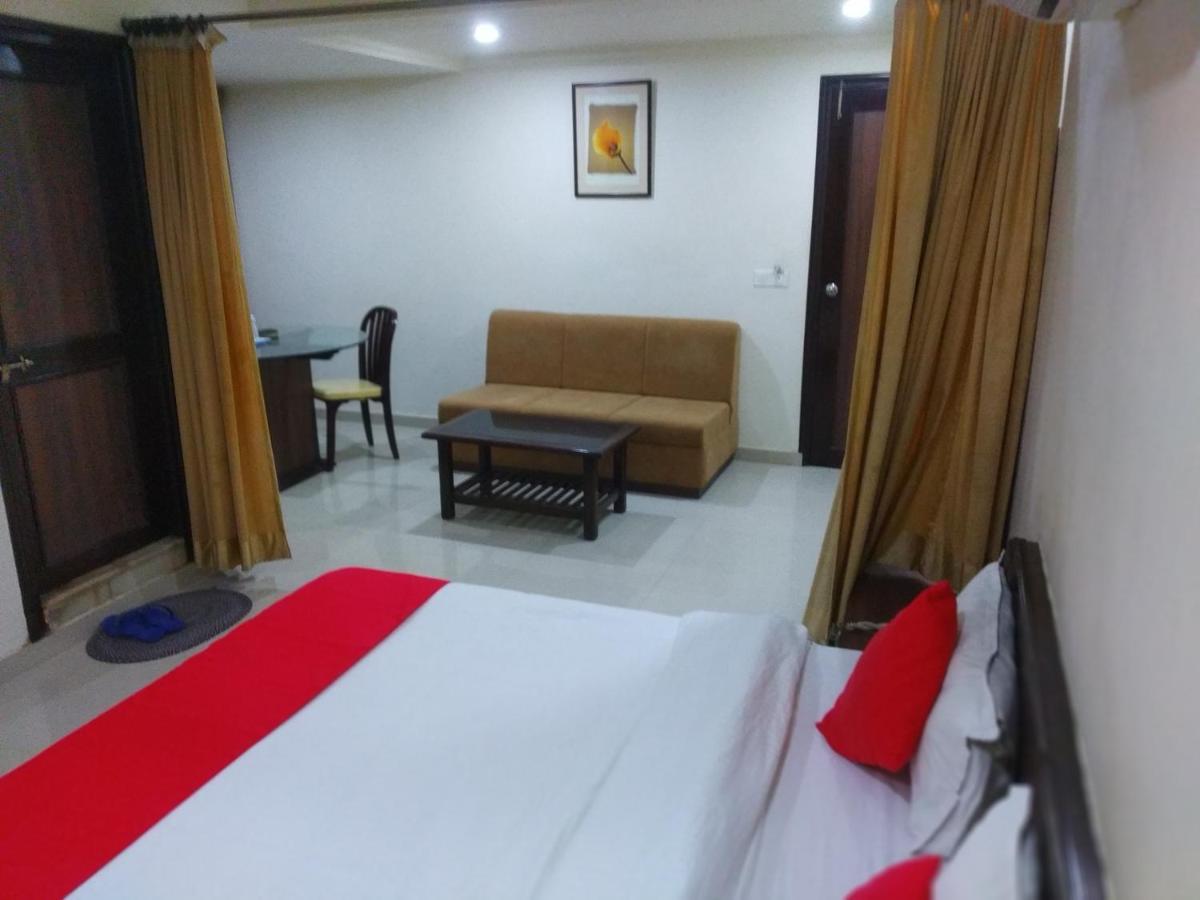 ואדודרה Hotel Alpha מראה חיצוני תמונה