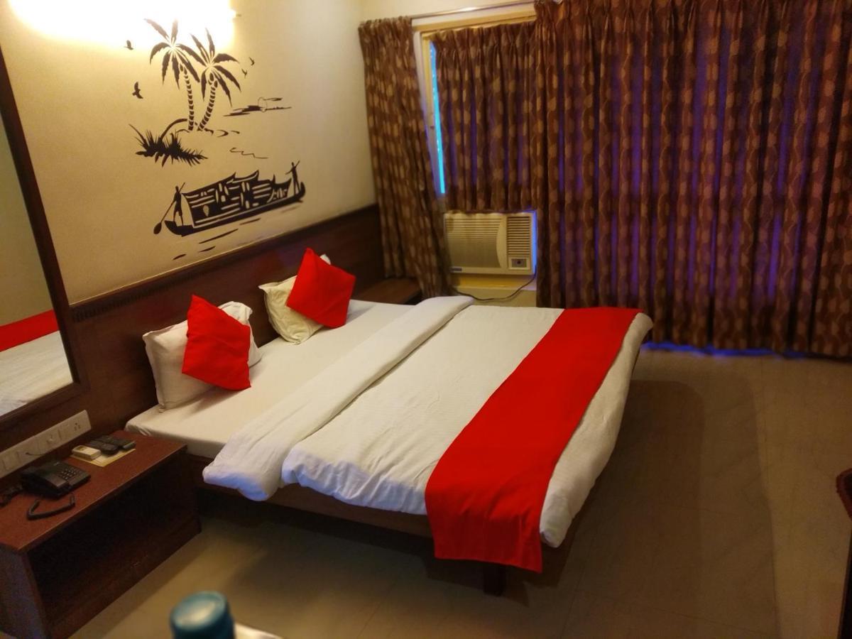 ואדודרה Hotel Alpha מראה חיצוני תמונה